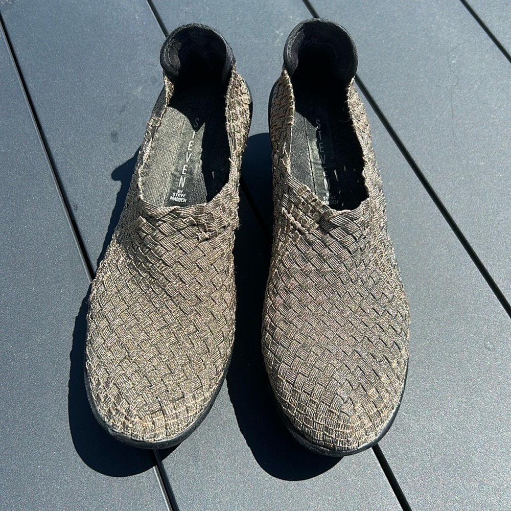 Steve Madden Betsi Slip On Wedges size 8.5 Bronze